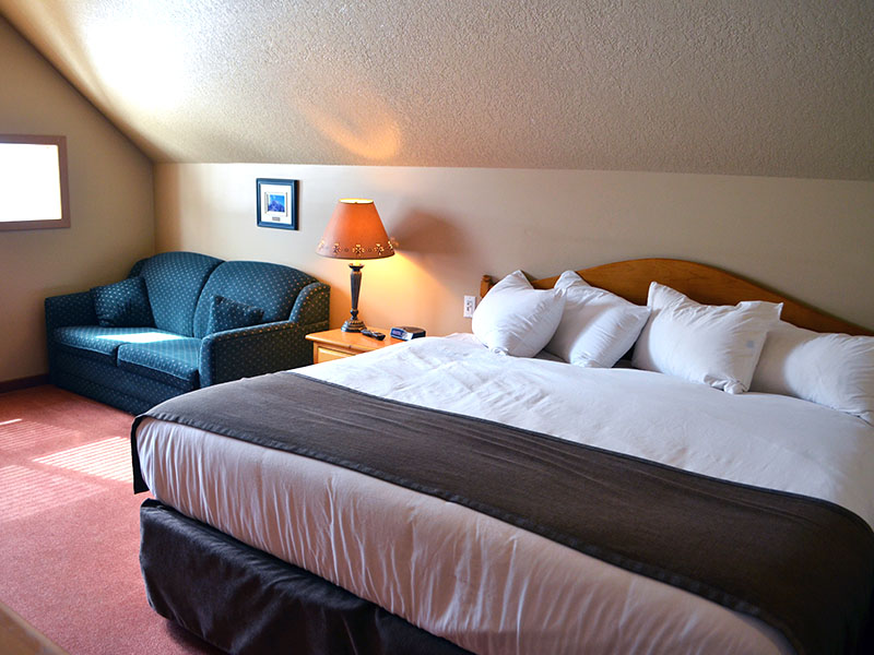 An image of our King Suite rooms at the Waterton Lakes Lodge Resort.
